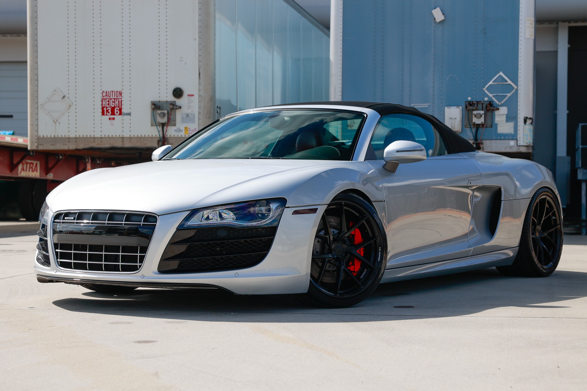 2011 Audi R8 Base's photo