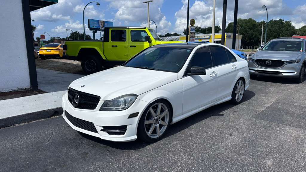 2014 Mercedes-Benz C-Class C250 Sport's photo
