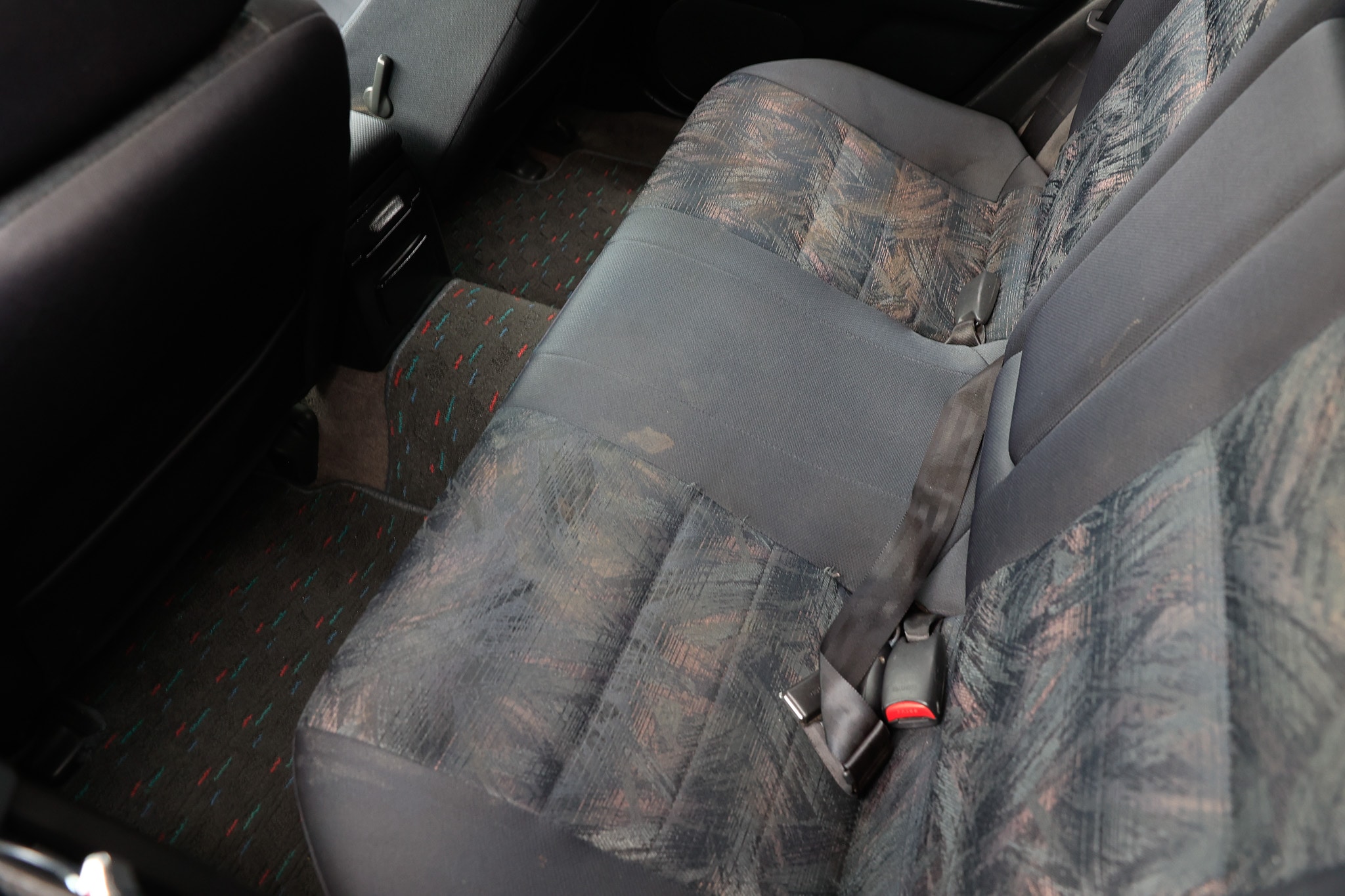 2000 Nissan Stagea JDM car for sale — photo 18 of 25