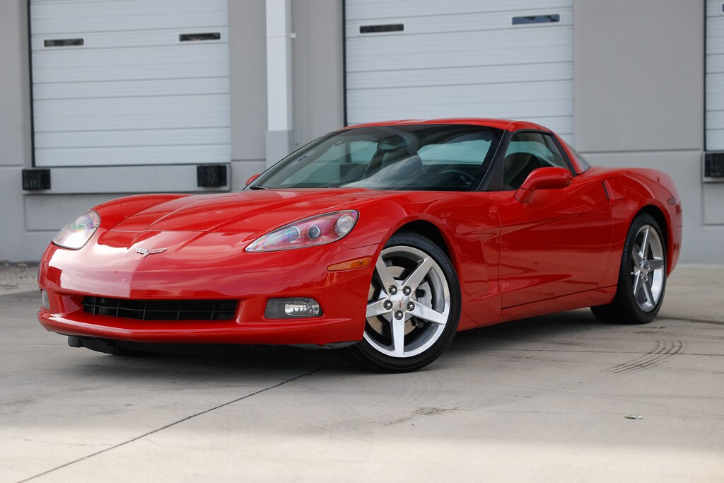 Used 2005 Chevrolet Corvette . Coupe
