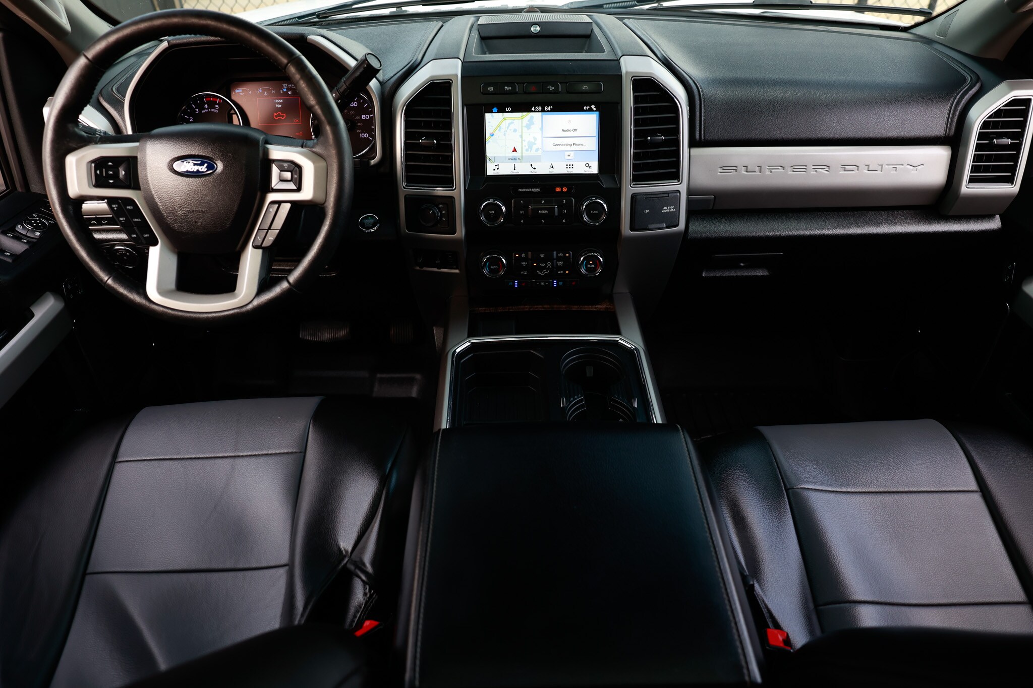 2019 Ford F-350 Lariat photo 2