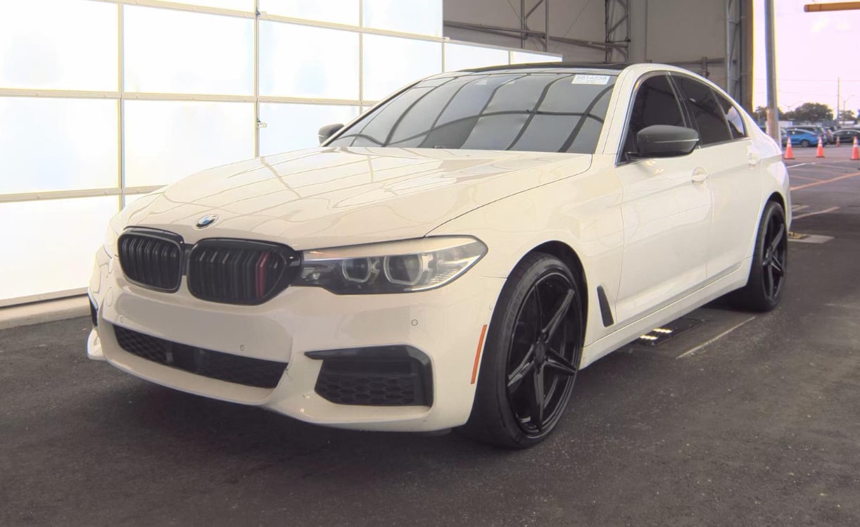 2019 BMW 5 Series 530i Sedan's photo