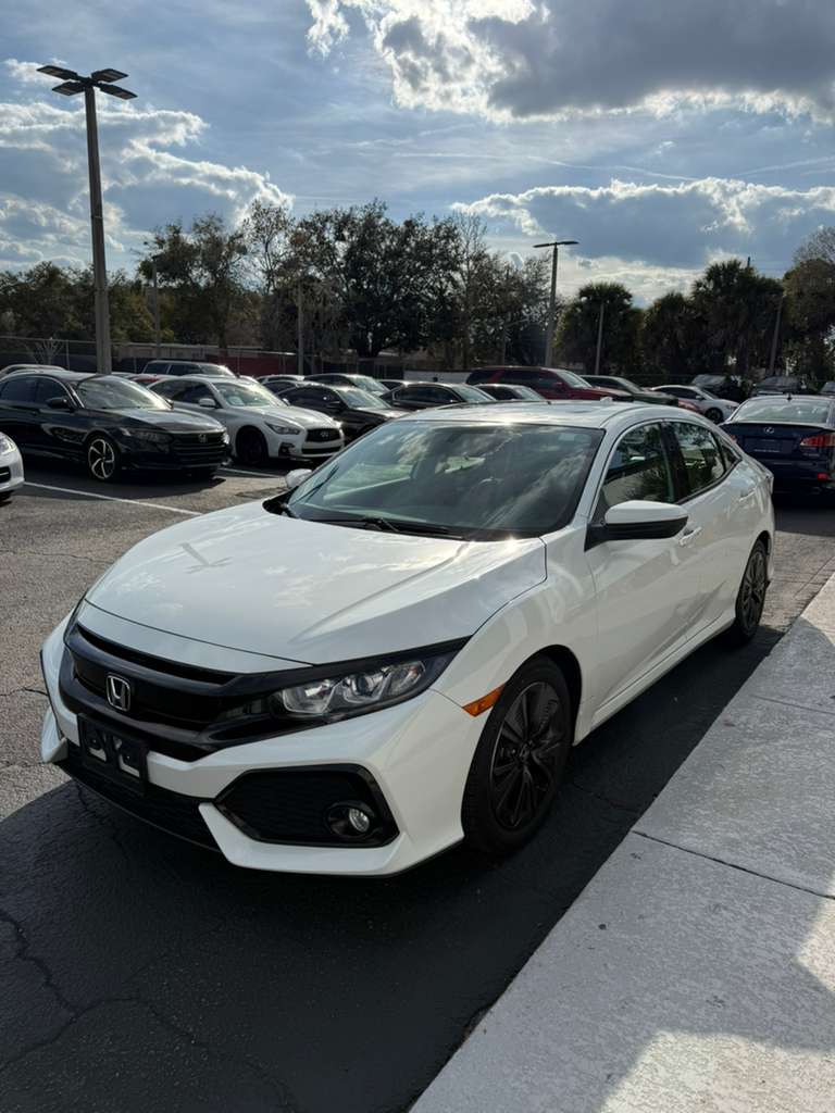 2018 Honda Civic Hatchback EX