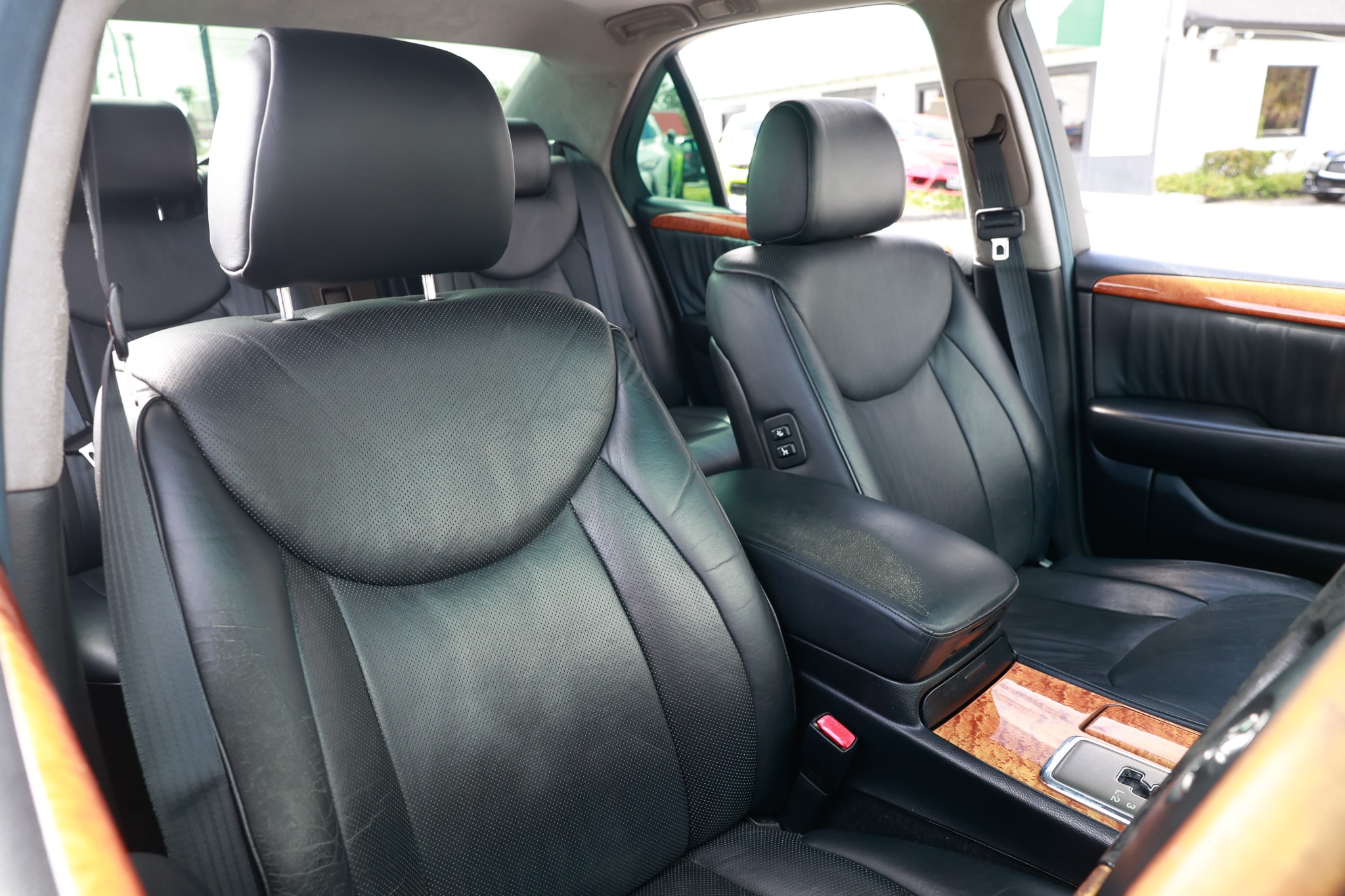 2000 Toyota Celsior JDM car for sale — photo 6 of 25