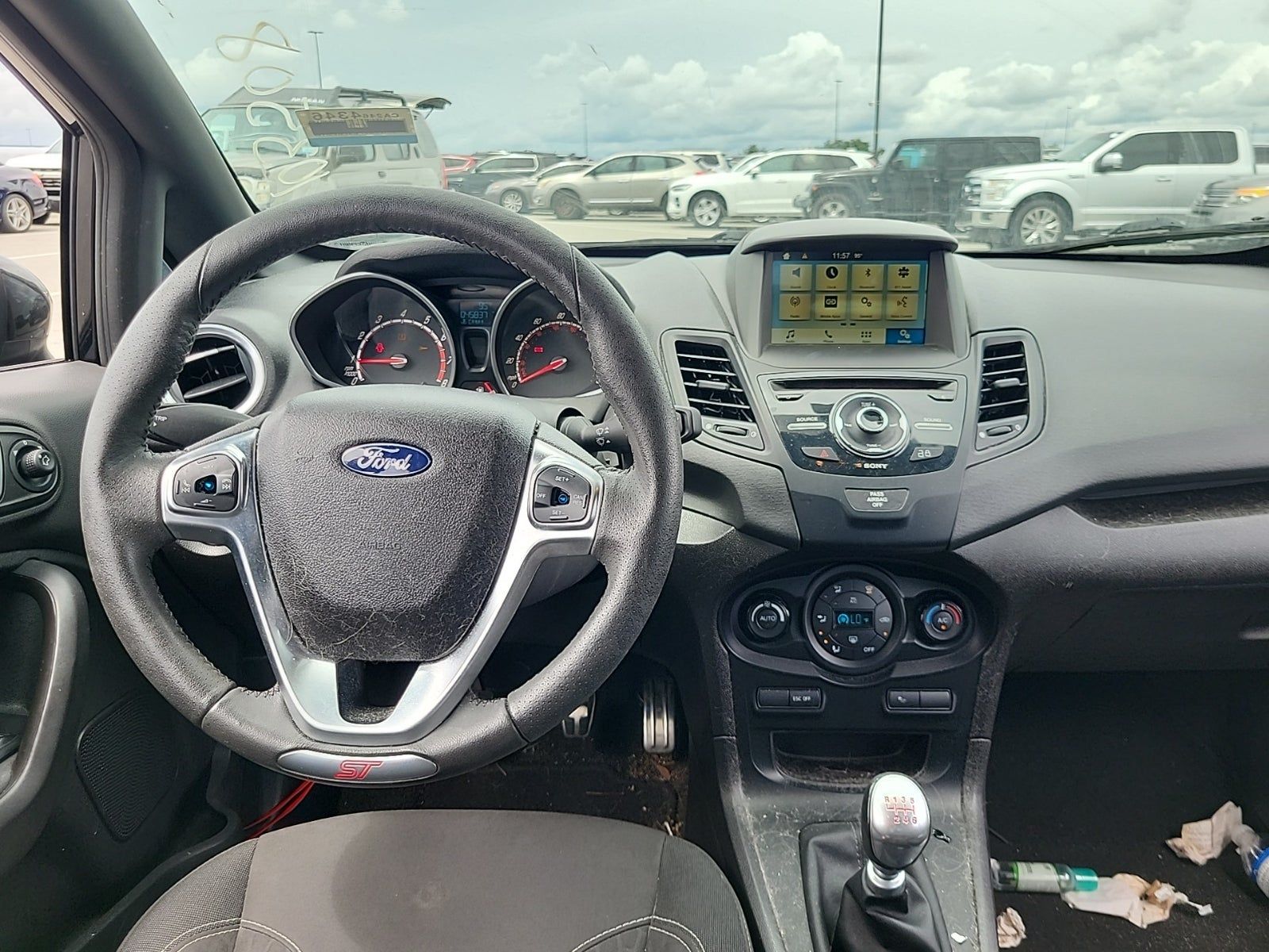 2016 Ford Fiesta ST photo 2
