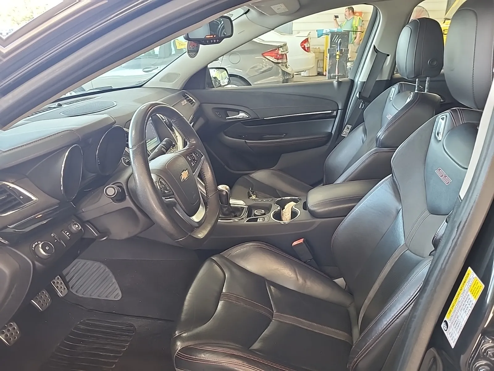 2015 Chevrolet SS photo 2
