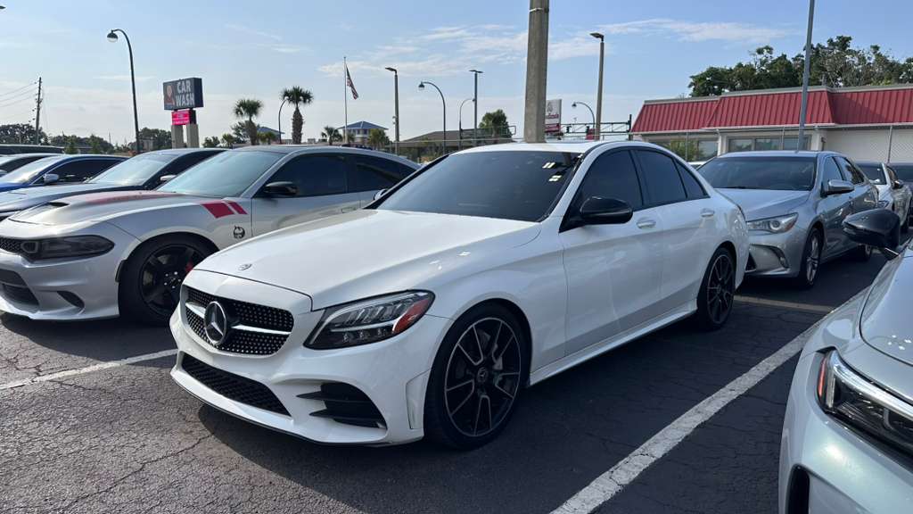 2019 Mercedes-Benz C-Class C300's photo