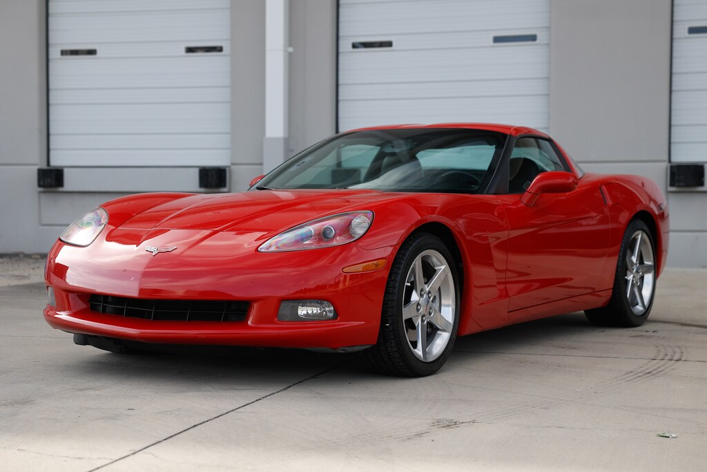 Used 2005 Chevrolet Corvette . Coupe