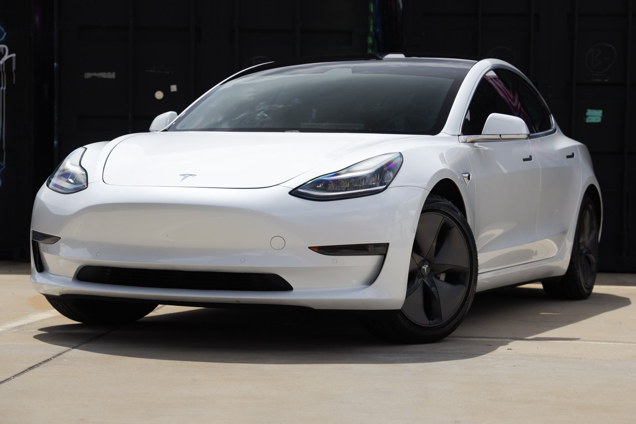 White 2020 Tesla Model 3 Sedan Rear-Wheel Drive 1-Speed Automatic