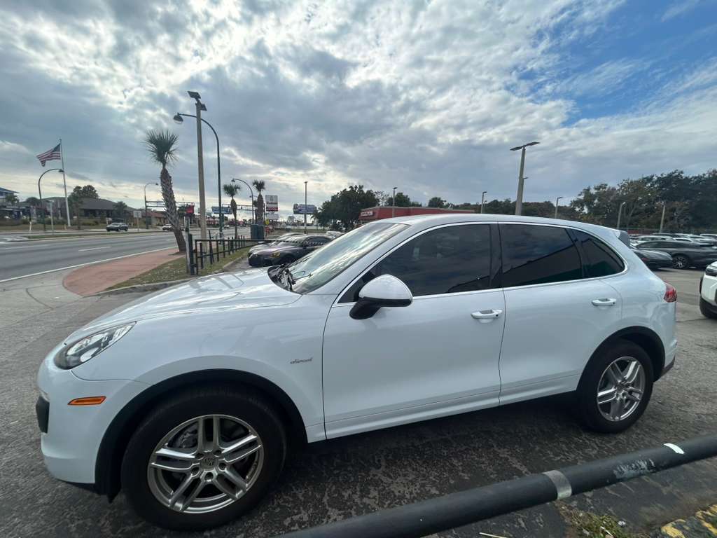 2015 Porsche Cayenne Diesel's photo