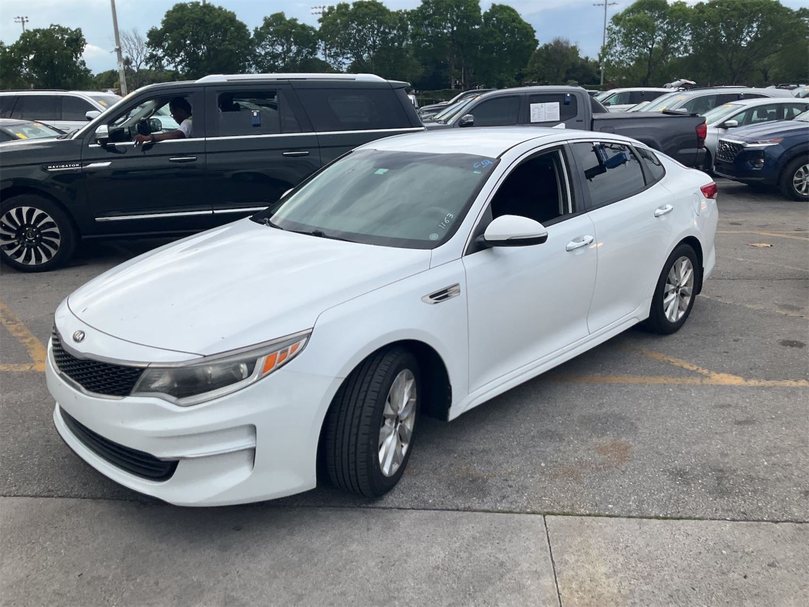 2018 Kia Optima LX AT's photo