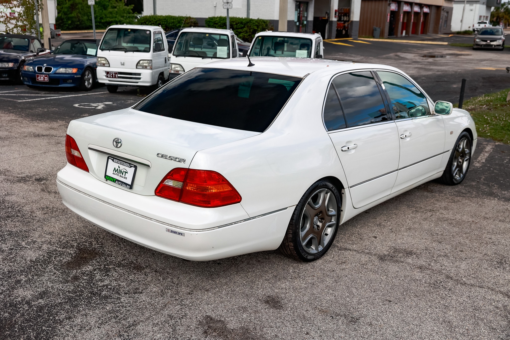 2000 Toyota Celsior JDM car for sale — photo 13 of 25