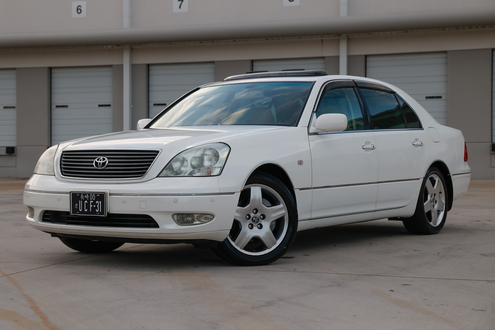 2000 Toyota Celsior JDM car for sale