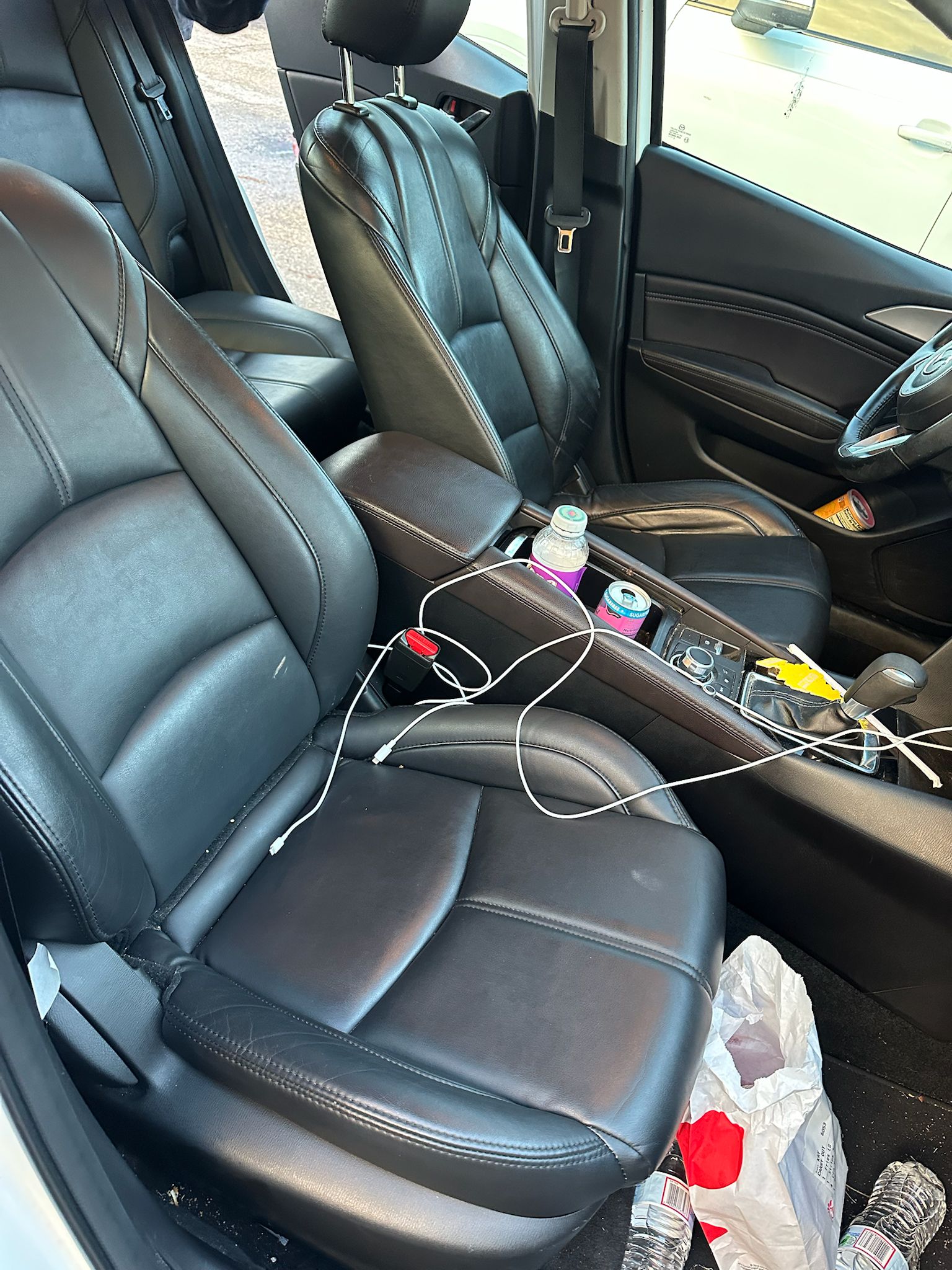 2018 Mazda Mazda3 Touring photo 2