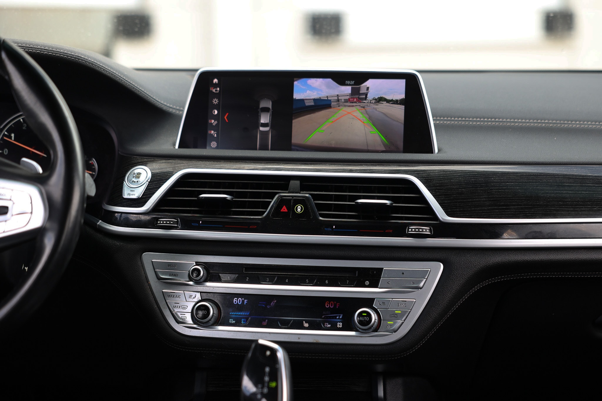 2019 BMW 7 Series 740i - Photo 41