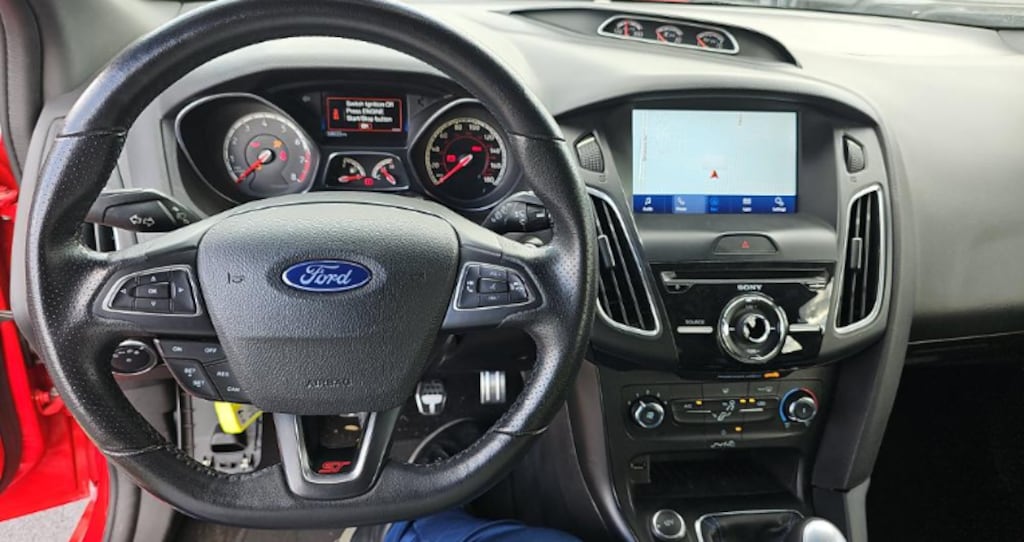 Used 2017 Ford Focus ST Base Hatchback