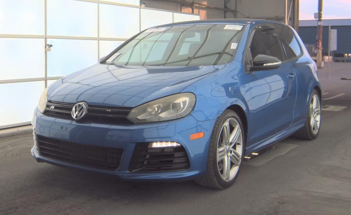 2012 Volkswagen Golf R's photo