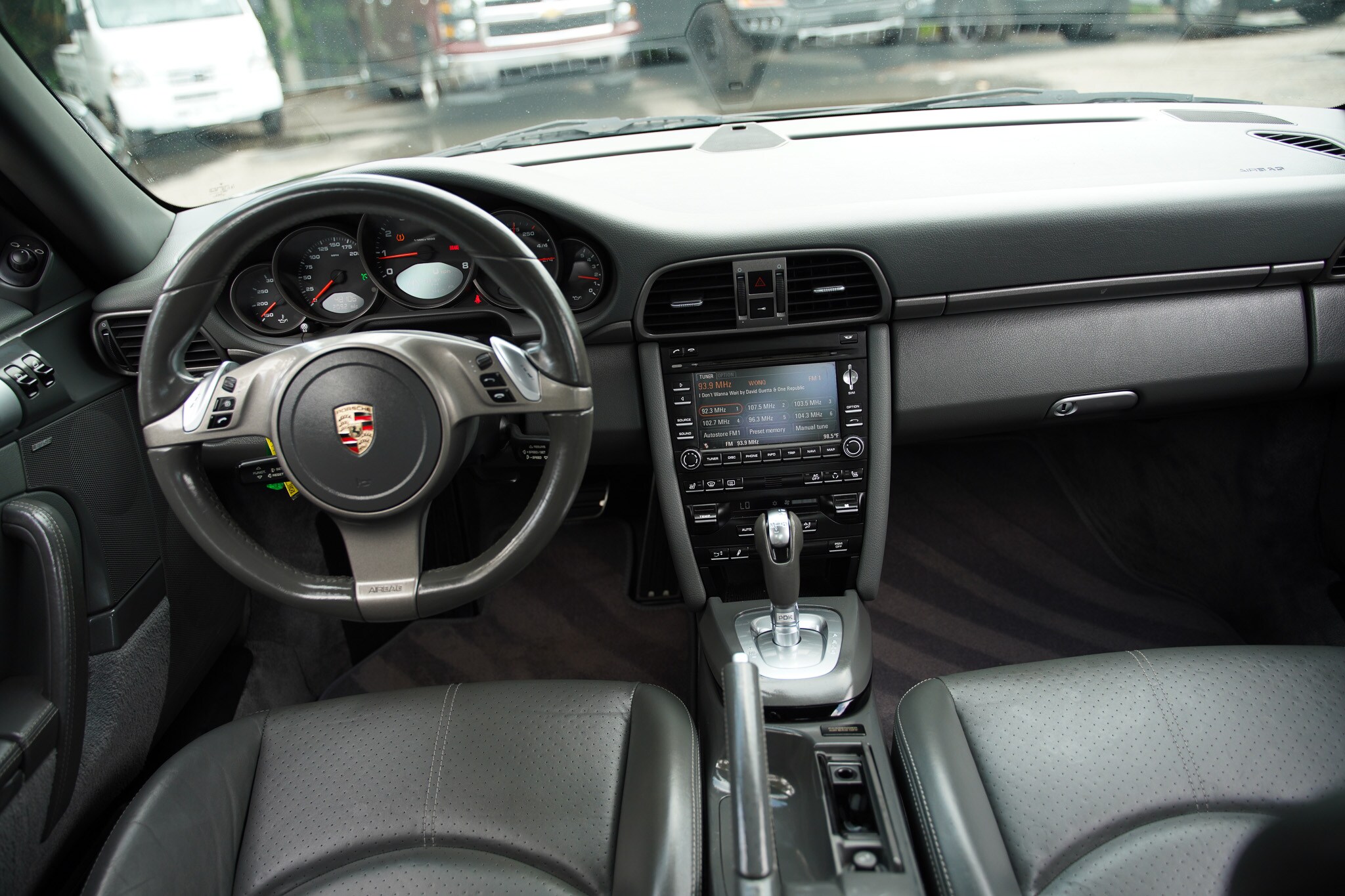 2010 Porsche 911 photo 2