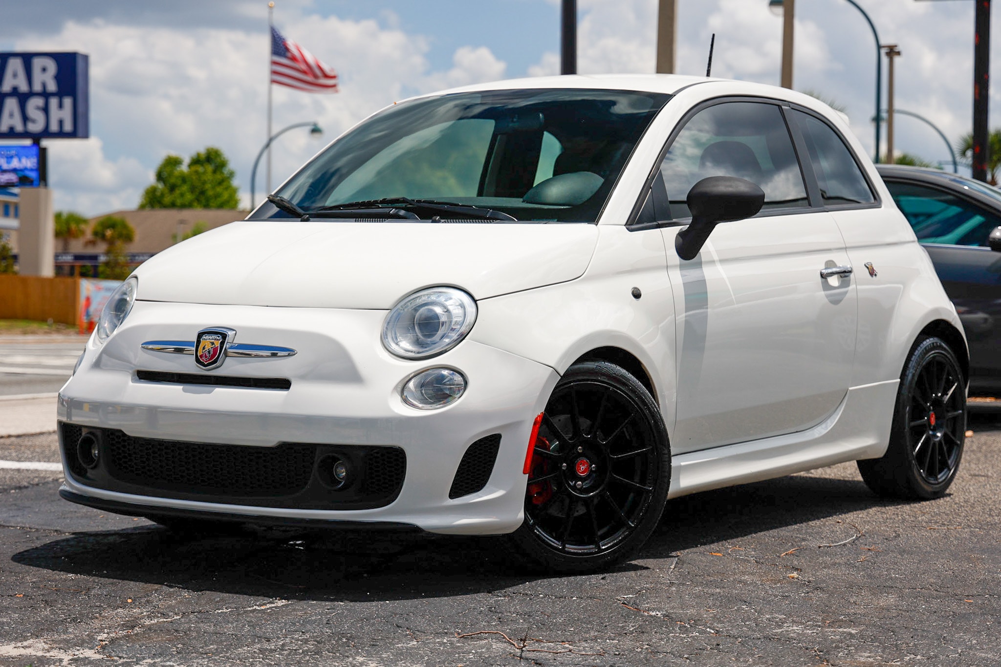 2015 FIAT 500 Abarth's photo