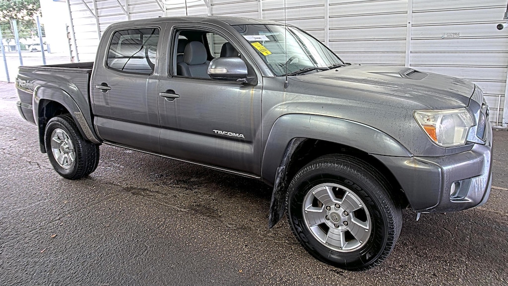 Used 2014 Toyota Tacoma PreRunner V6 Truck Double Cab