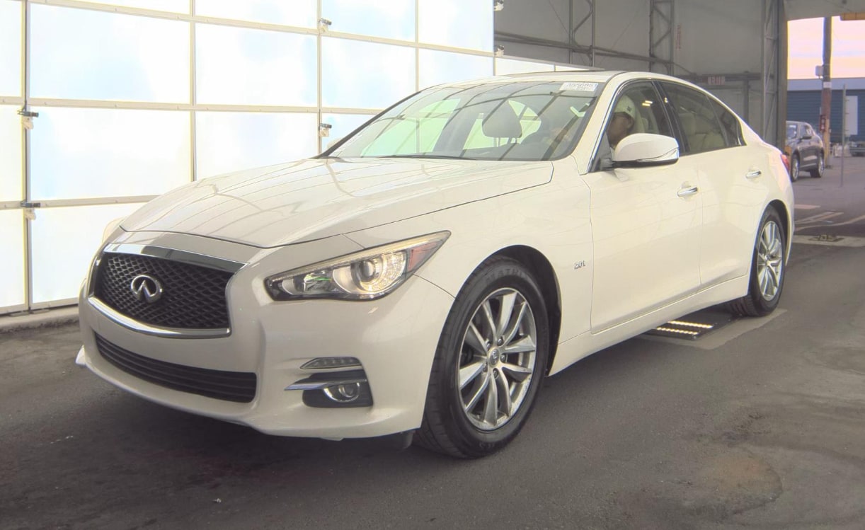 2017 INFINITI Q50