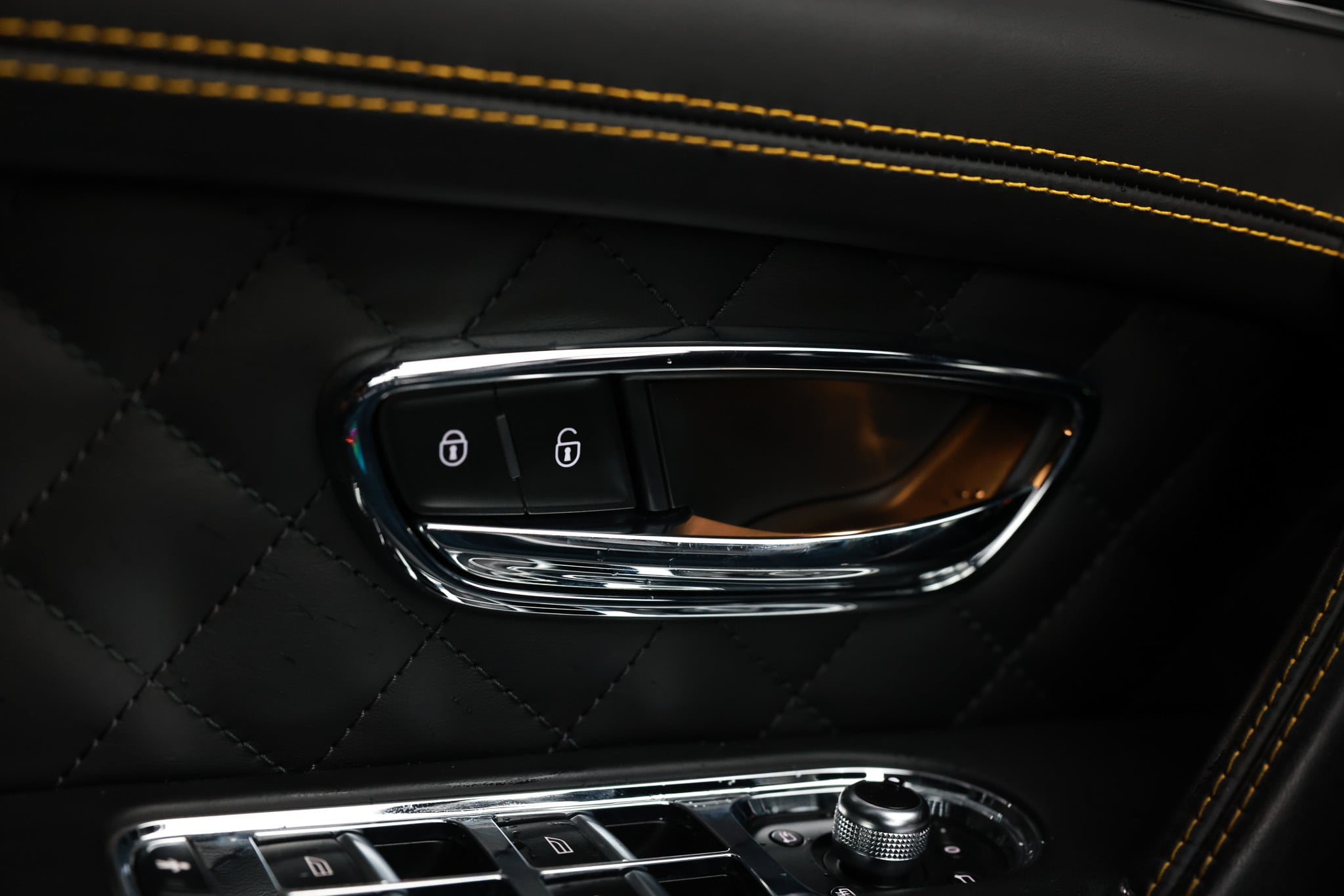 2017 Bentley Bentayga Base - Photo 64