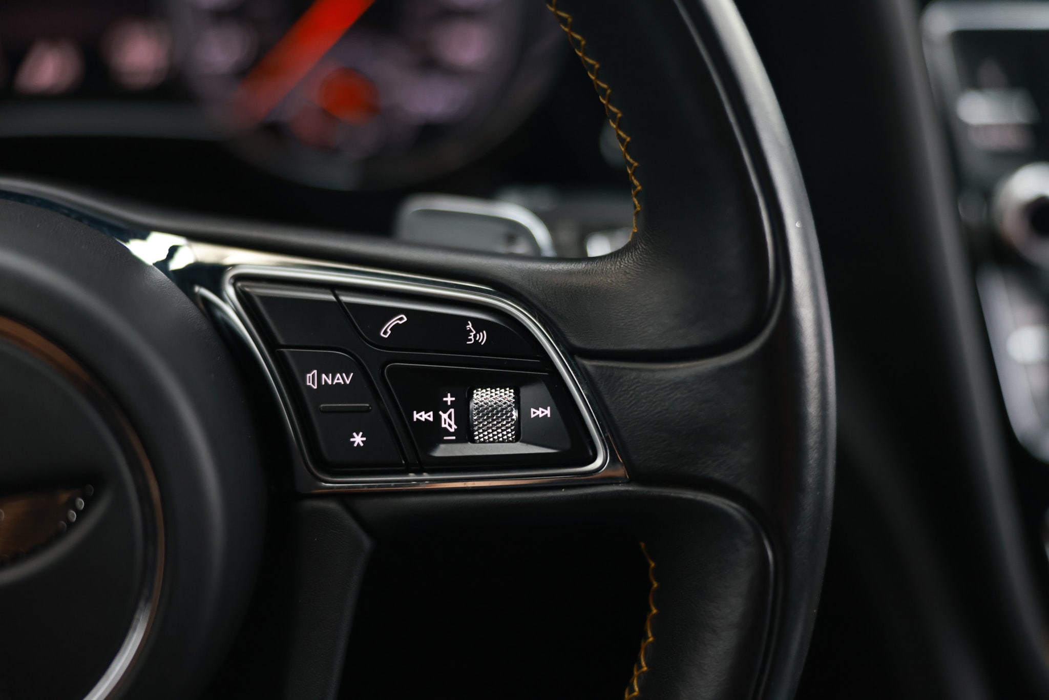 2017 Bentley Bentayga Base - Photo 38