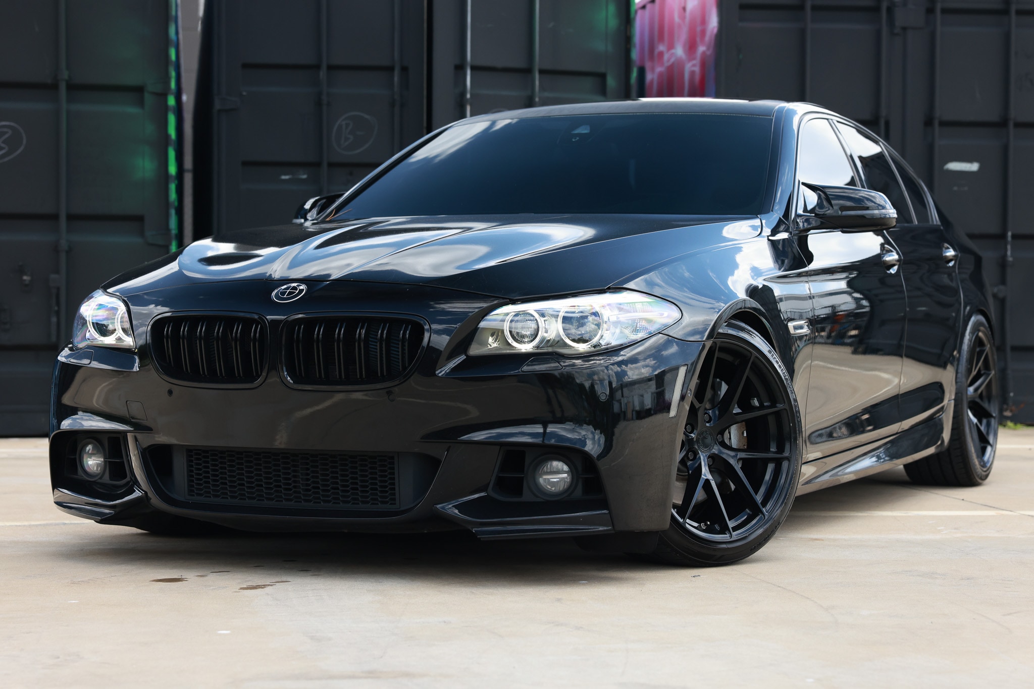 Black 2016 BMW 5 Series 550i Sedan RWD Sedan Rear-Wheel Drive 8-Speed Automatic