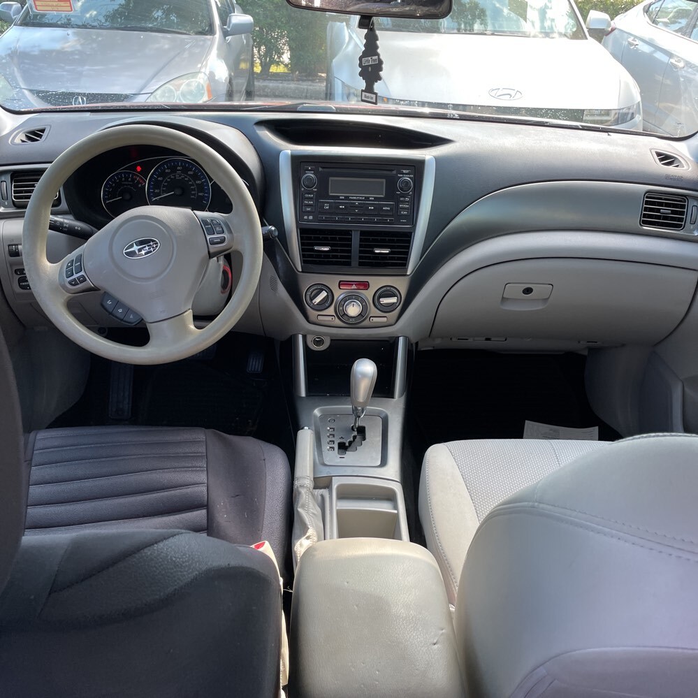 2012 Subaru Forester 2.5X photo 2