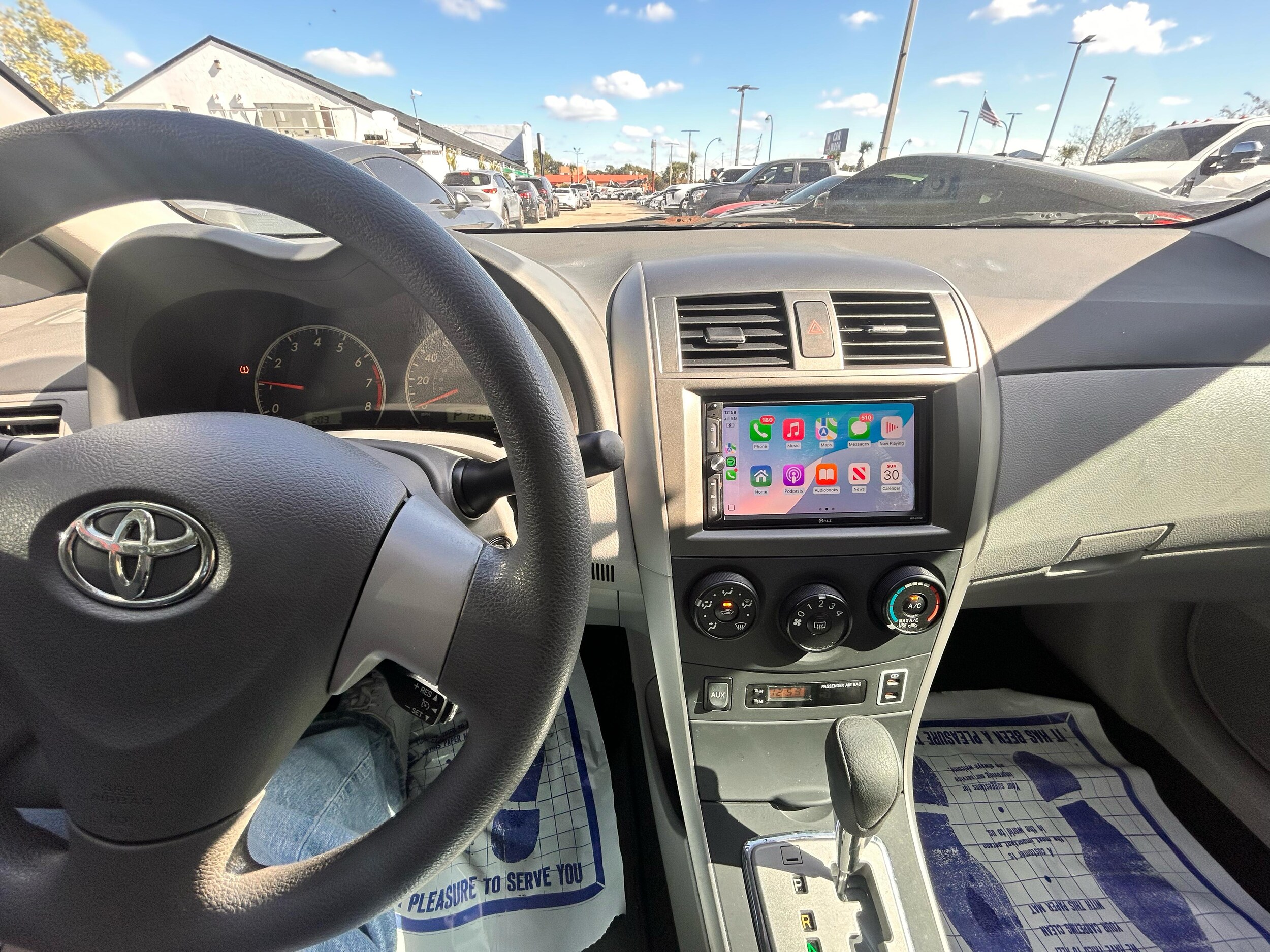 2010 Toyota Corolla Base photo 2