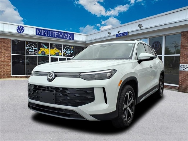 2026 Volkswagen Tiguan SE's photo