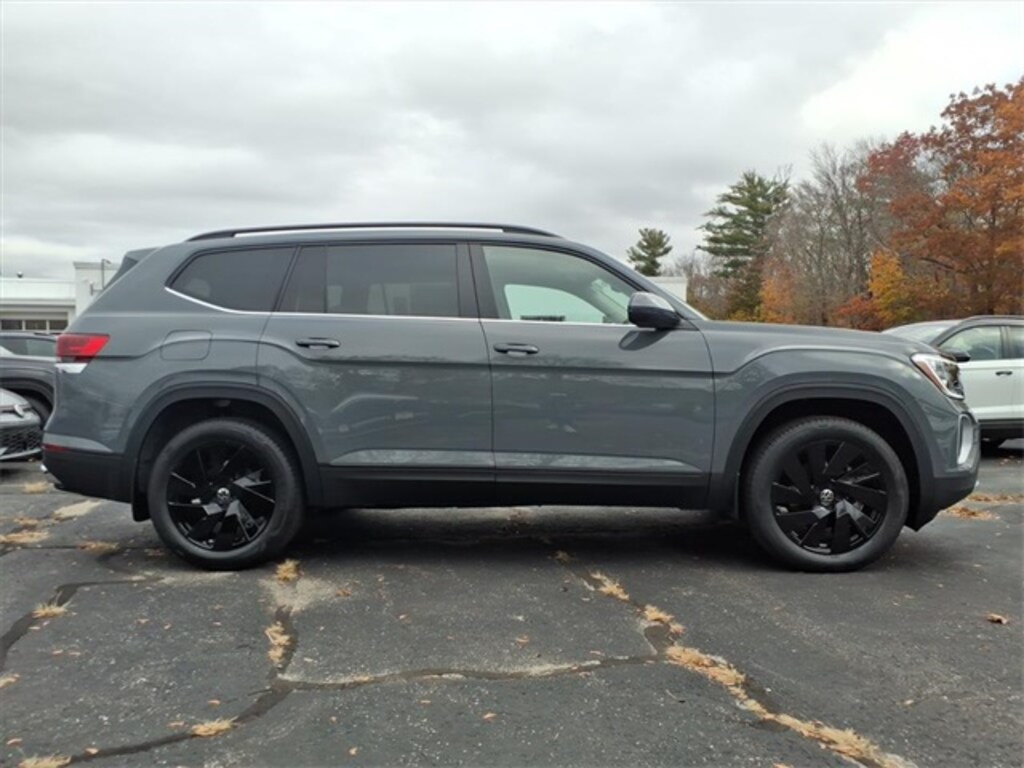New 2026 Volkswagen Atlas 2.0T SE w/Technology SUV