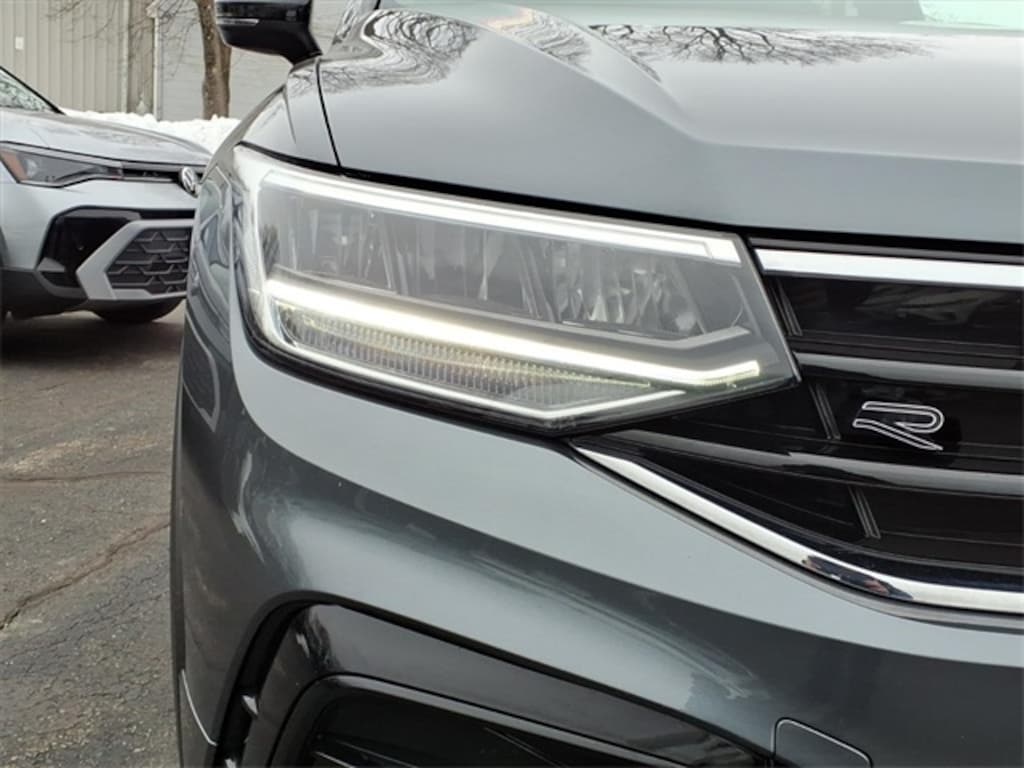 Certified 2023 Volkswagen Tiguan 2.0T SE R-Line Black SUV