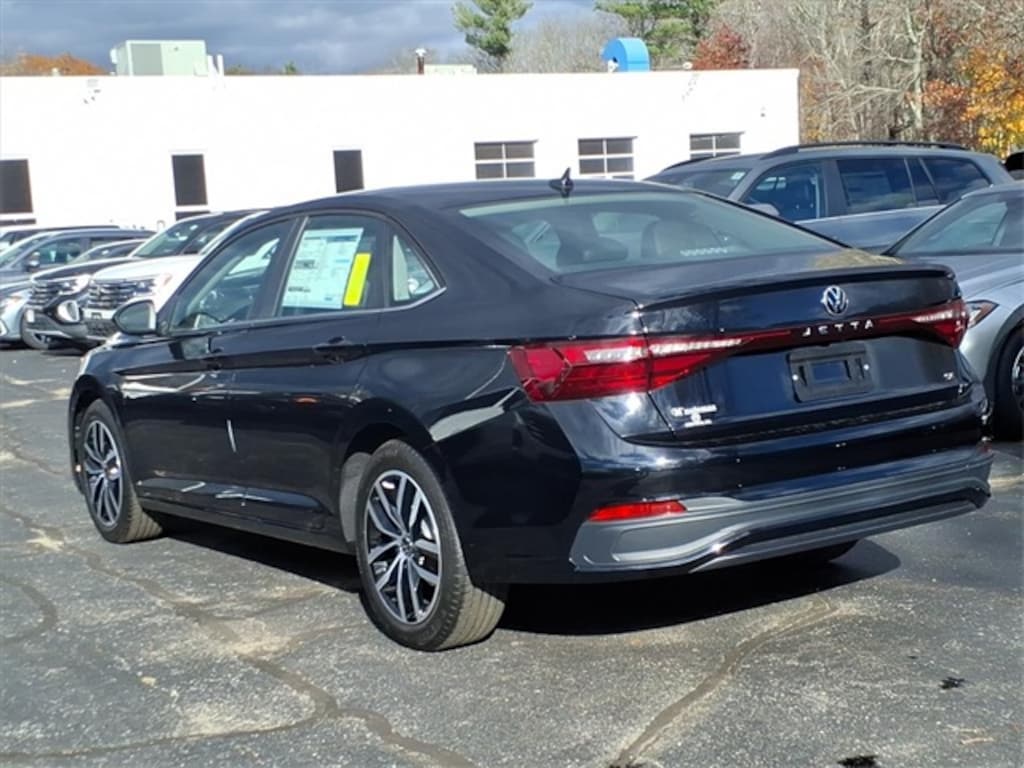 New 2026 Volkswagen Jetta 1.5T SE Sedan