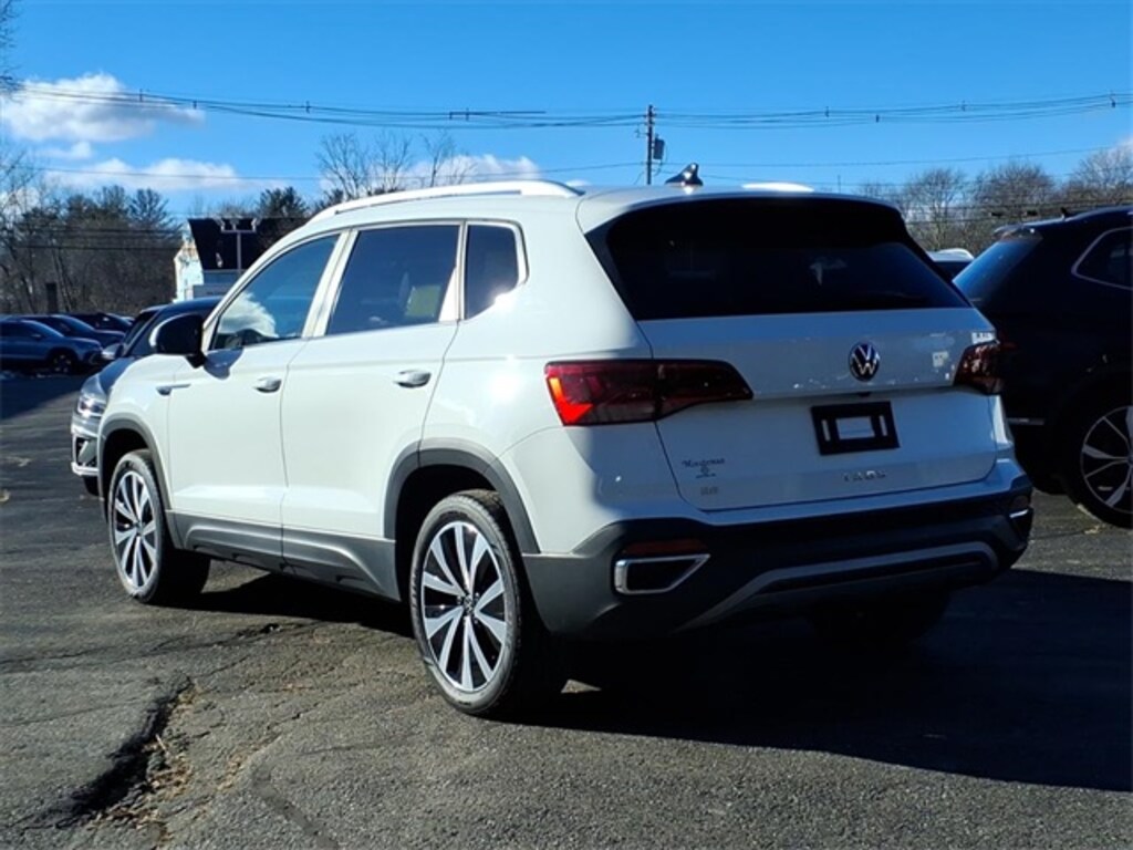 Certified 2022 Volkswagen Taos 1.5T SE SUV