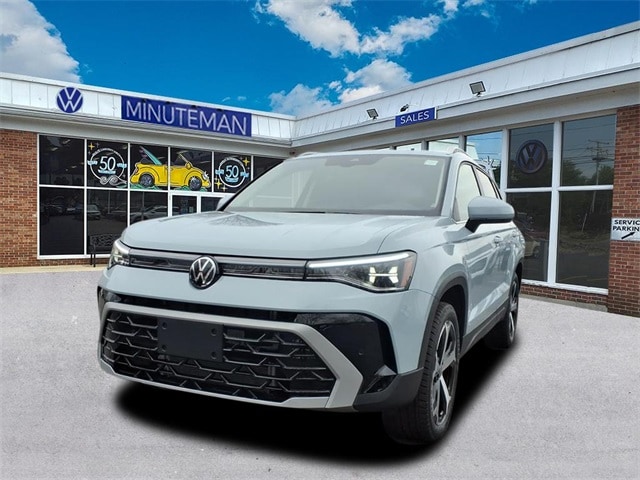 2026 Volkswagen Taos SEL's photo