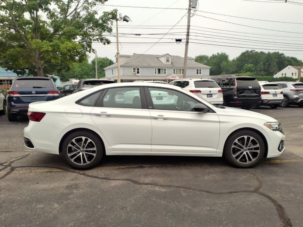 Certified 2024 Volkswagen Jetta 1.5T Sport Sedan
