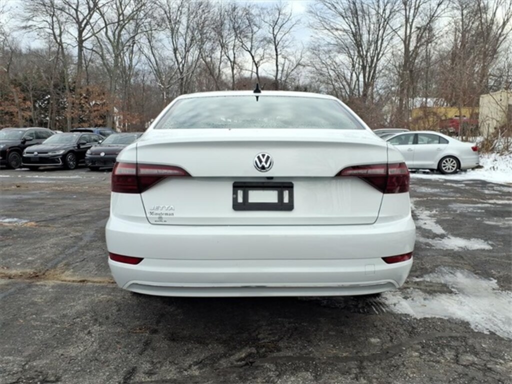 Used 2021 Volkswagen Jetta 1.4T SE Sedan