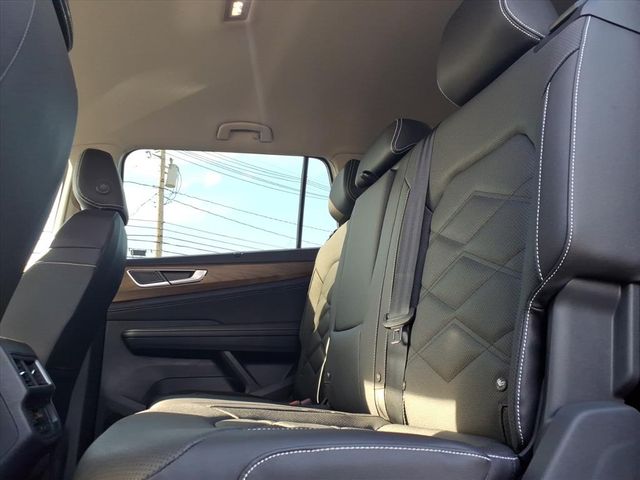 2026 Volkswagen Atlas SE w/Tech - Photo 9