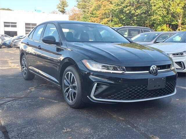 2025 Volkswagen Jetta 1.5T SE photo 3