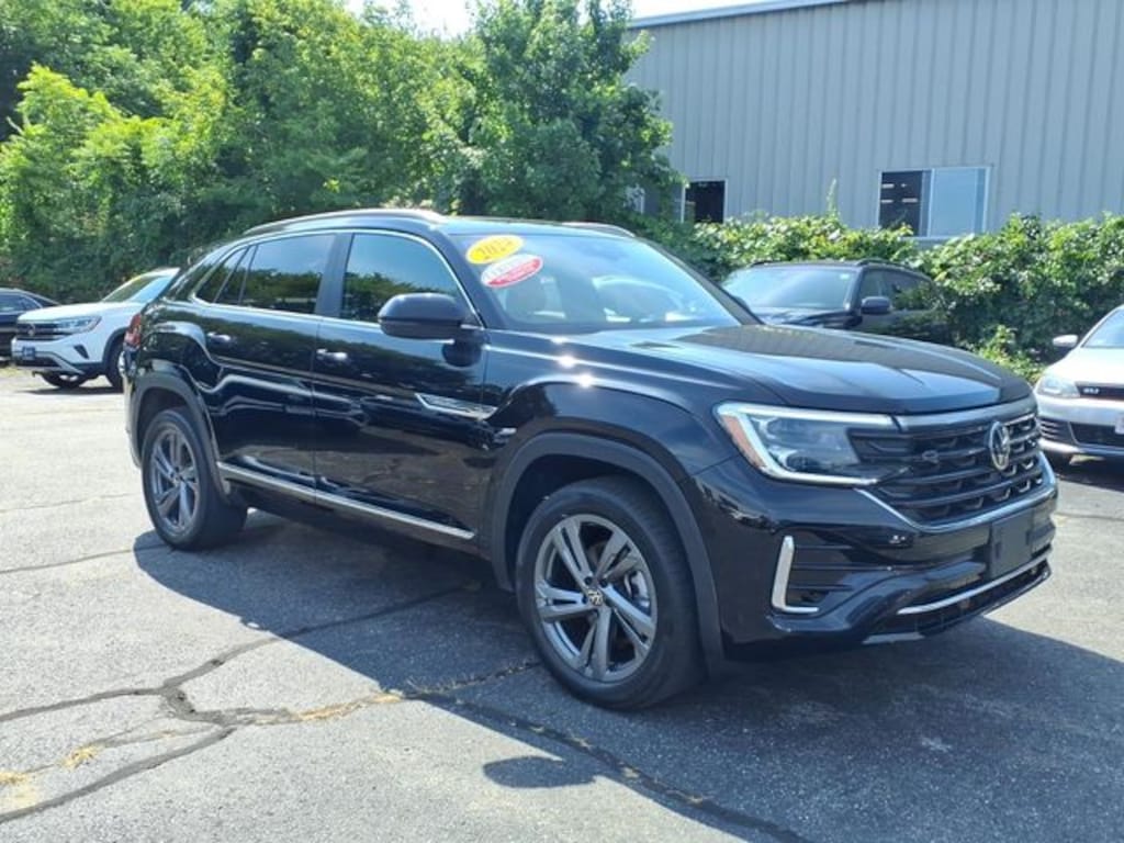 Used 2024 Volkswagen Atlas Cross Sport 2.0T SEL R-Line SUV
