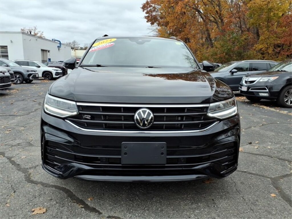 Used 2024 Volkswagen Tiguan 2.0T SE R-Line Black SUV