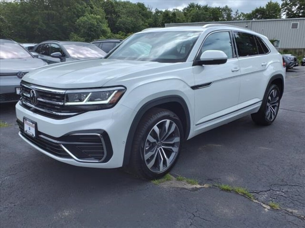 New 2023 Volkswagen Atlas Cross Sport 3.6L V6 SEL Premium R-Line SUV