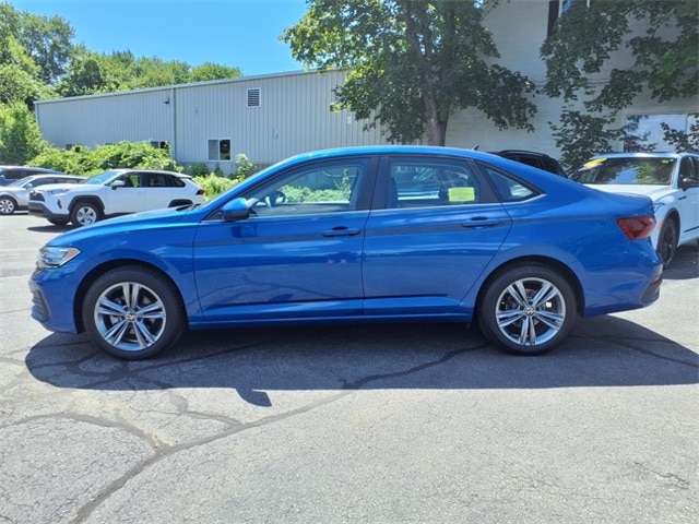 Certified 2022 Volkswagen Jetta SE with VIN 3VWEM7BU2NM008122 for sale in Bedford, MA