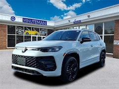 2025 Volkswagen Tiguan 2.0T SE R-Line Black SUV