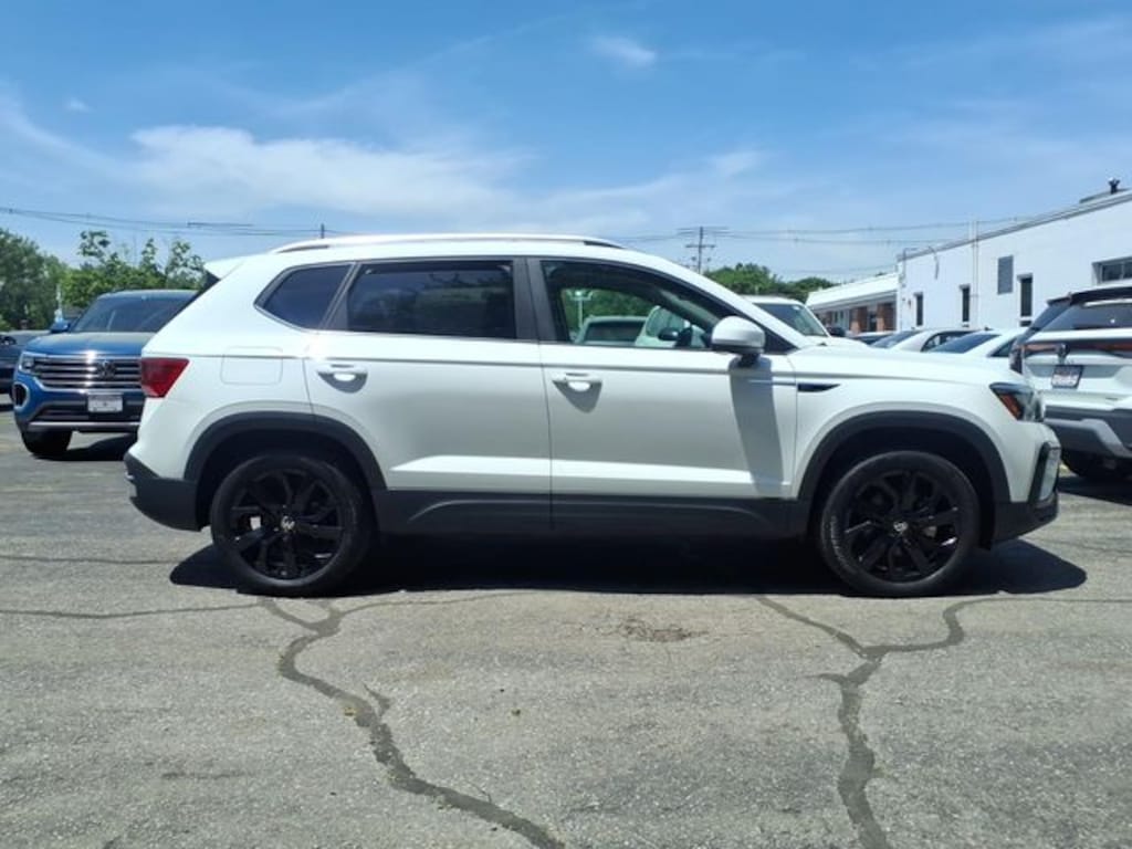 Certified 2023 Volkswagen Taos 1.5T SE SUV