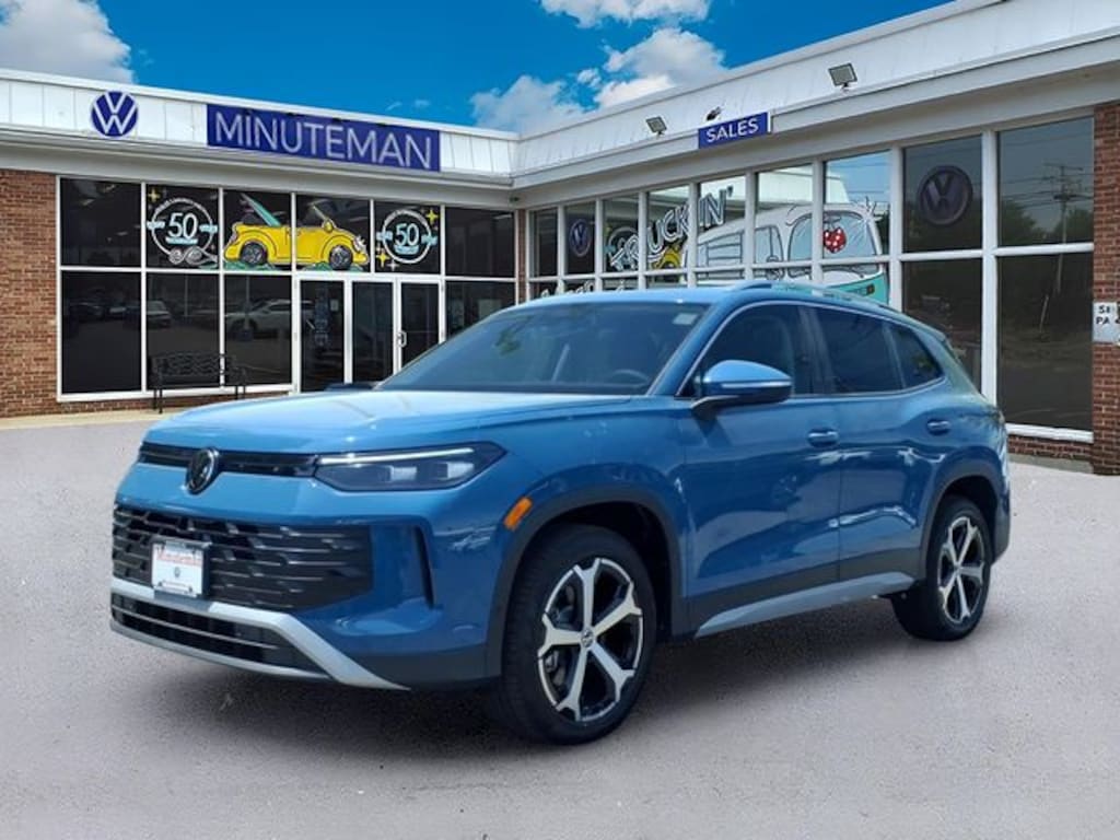 New 2026 Volkswagen Tiguan 2.0T SE SUV