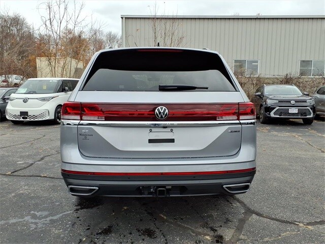 2026 Volkswagen Atlas SE Technology photo 4