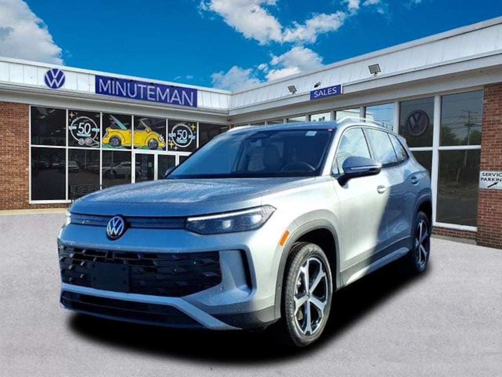 New 2026 Volkswagen Tiguan 2.0T SE SUV