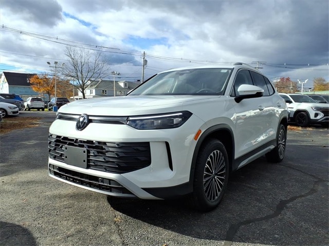 2026 Volkswagen Tiguan S's photo